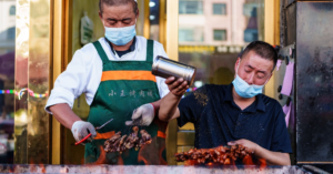 découvrez l'univers fascinant des flammes jumelles, une connexion spirituelle intense qui transcende le temps et l'espace. explorez les signes, les phases et les expériences uniques liées à cette relation divine, et apprenez comment reconnaître et nourrir votre flamme jumelle.