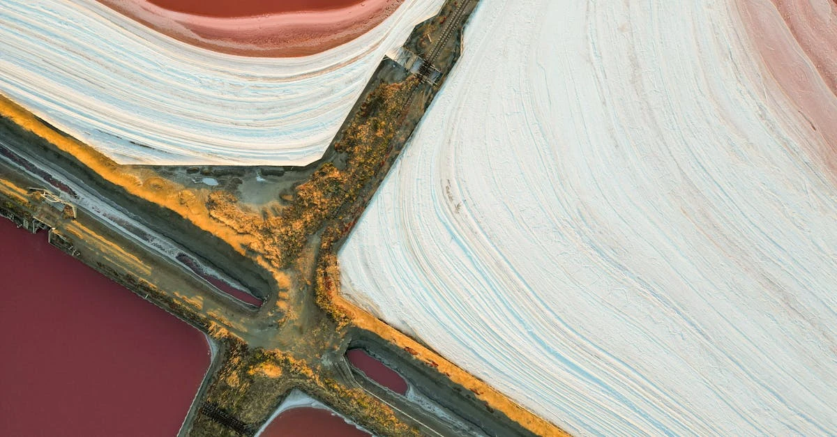 découvrez les méthodes, enjeux et impacts de l'extraction minérale, un secteur clé pour l'industrie et la transition énergétique. infos sur techniques, réglementation et développement durable.