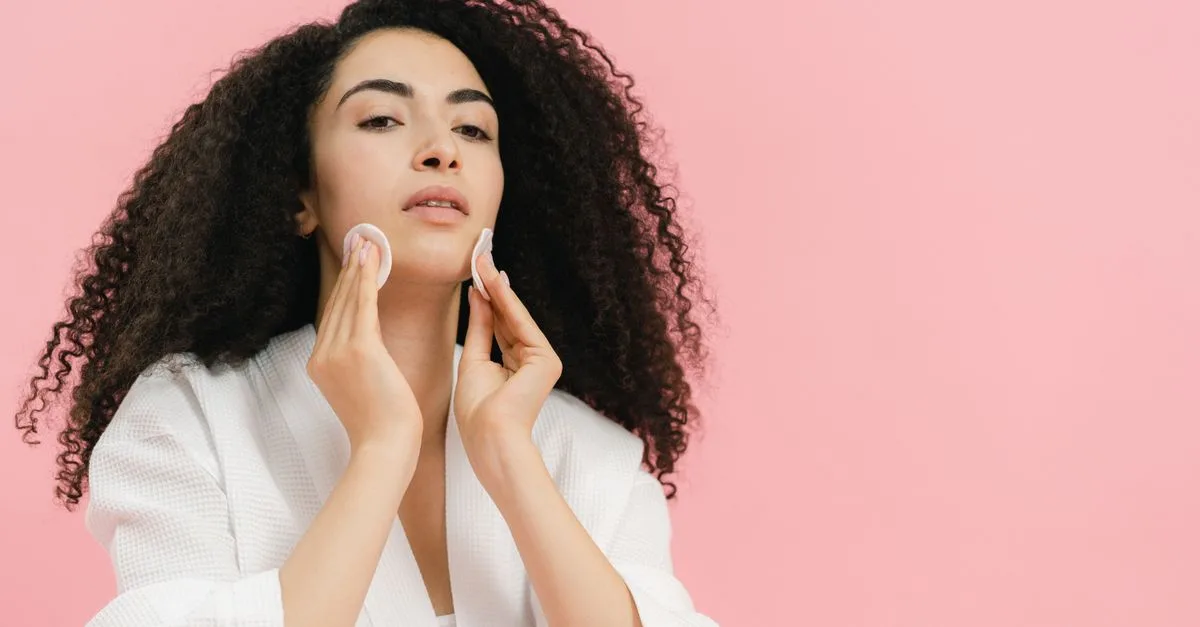 découvrez nos conseils beauté essentiels pour sublimer votre peau, cheveux et maquillage au quotidien.