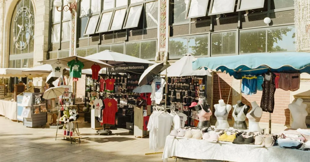 découvrez les dernières tendances shopping à narbonne : mode, accessoires, et nouveautés pour tous les styles et tous les âges.